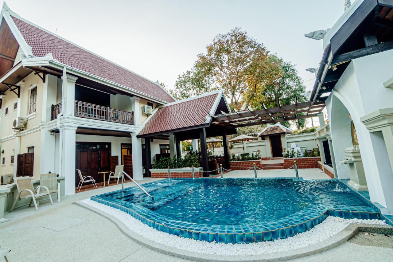 Lux Hotel Luang Prabang Bagian luar foto