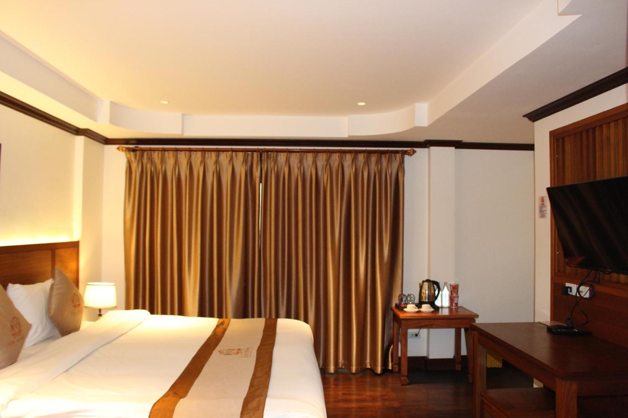 Lux Hotel Luang Prabang Bagian luar foto