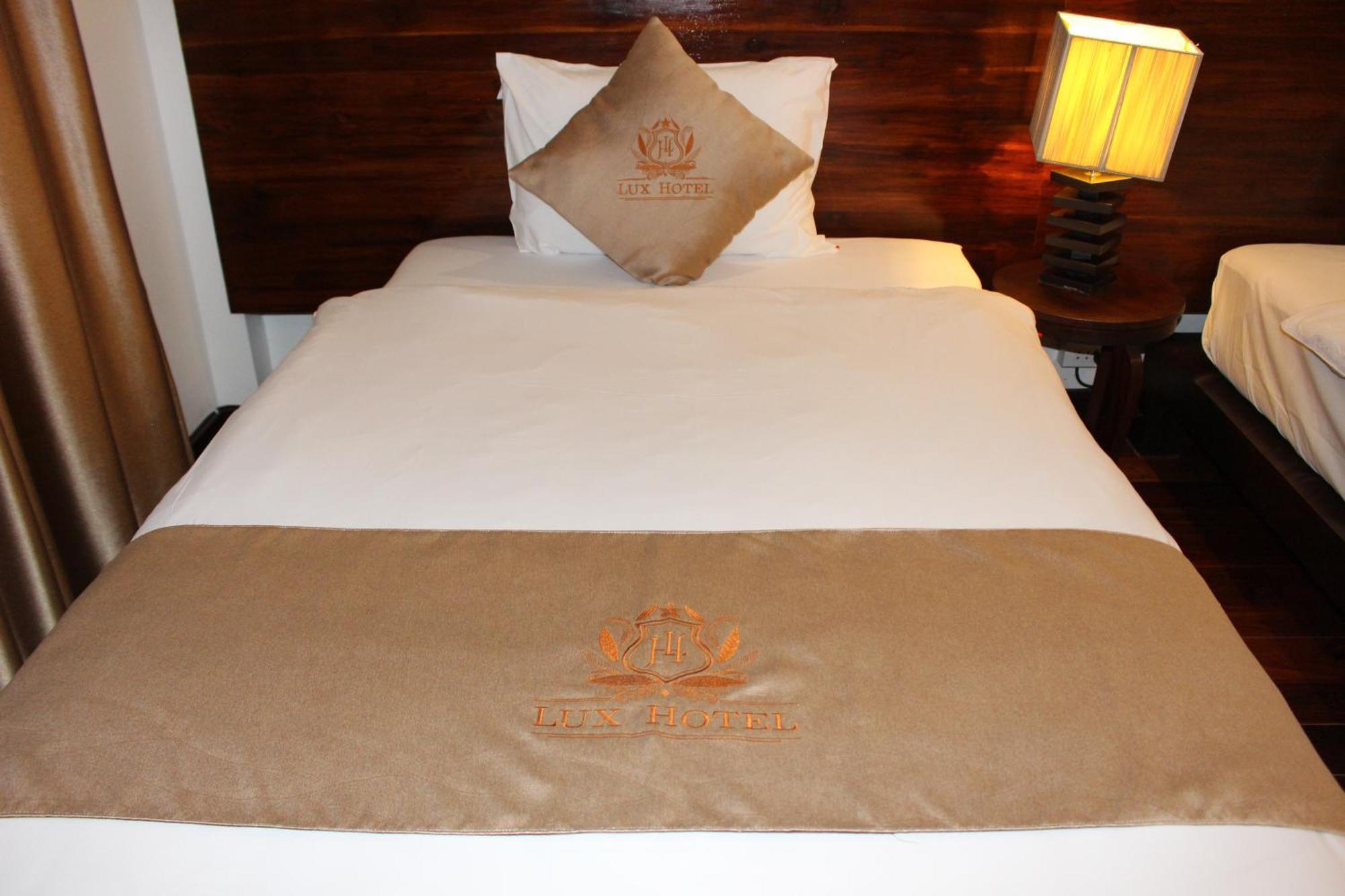 Lux Hotel Luang Prabang Bagian luar foto