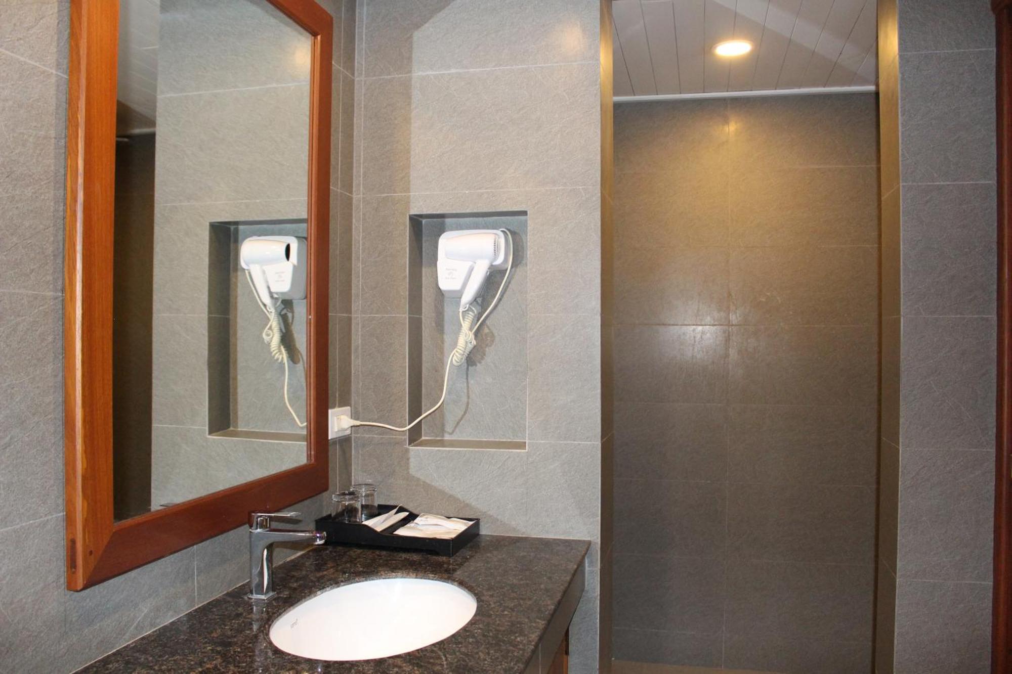 Lux Hotel Luang Prabang Bagian luar foto